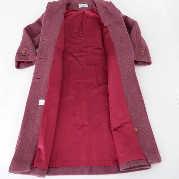 Vintage Fashion Gallery 72% Wool, 18% Mohair  Purple Single Breasted Winter Coat - Picture 14 of 15